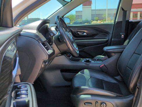 Used 2021 GMC Terrain SLT w/ LPO, Cargo Package FWD image 15