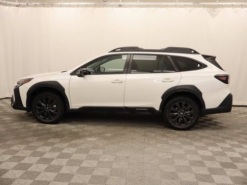 Used 2024 Subaru Outback Onyx Edition XT AWD/4WD image 2