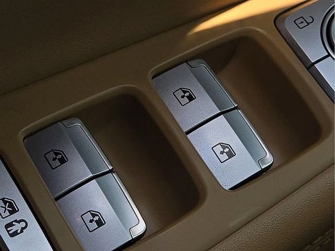 Used 2023 Hyundai Santa Fe Calligraphy FWD image 18