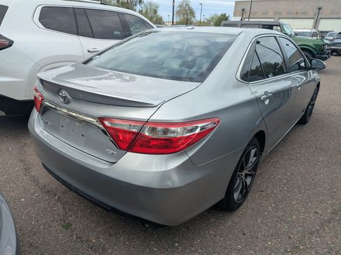 Used 2017 Toyota Camry XSE image 3