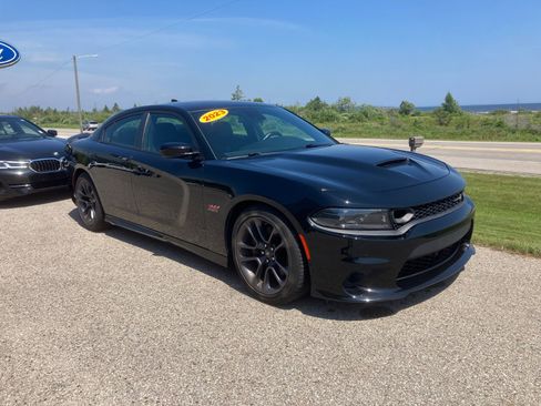 Used 2023 Dodge Charger Scat Pack w/ Plus Group RWD image 1