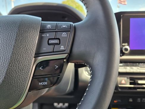 Used 2025 Toyota Camry SE FWD image 24