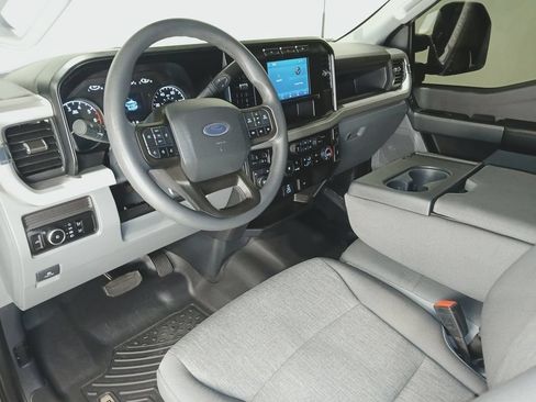 Used 2024 Ford F250 XL w/ STX Appearance Package AWD/4WD image 14