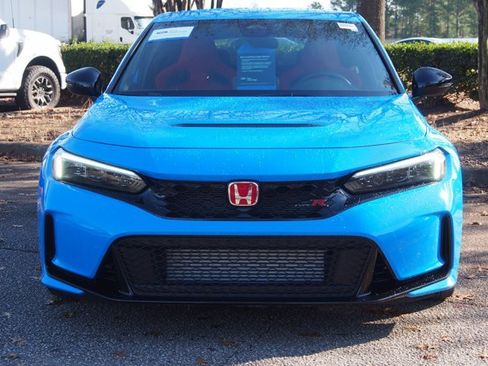Used 2024 Honda Civic Type R image 2