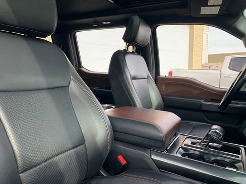 Used 2022 Ford F150 Lariat w/ Equipment Group 502A High image 16