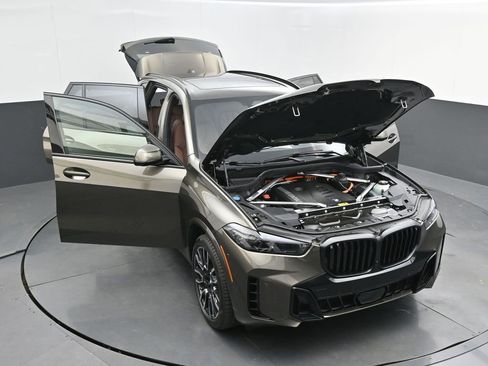 New 2026 BMW X5 xDrive50e AWD/4WD image 60