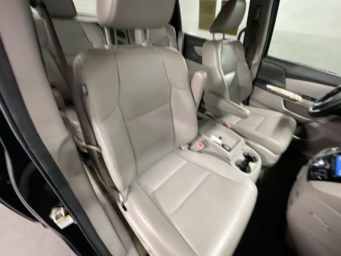 Used 2014 Honda Odyssey EX-L image 27