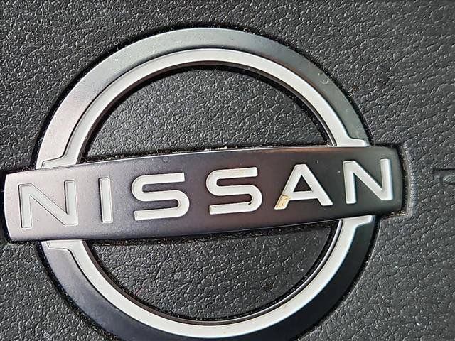Used 2023 Nissan Rogue SV AWD/4WD image 11