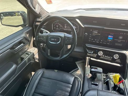 Used 2023 GMC Sierra 1500 AT4X AWD/4WD image 18