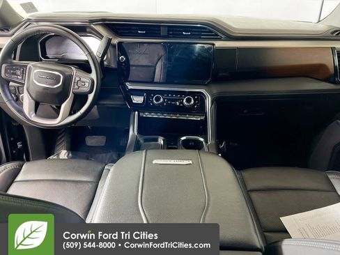 Used 2025 GMC Sierra 3500 Denali w/ Denali Reserve Package image 7