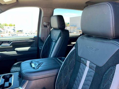 New 2025 Chevrolet Silverado 2500 LT w/ Z71 Chrome Sport Edition image 17