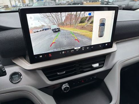 New 2026 Ford Explorer Active w/ Active Comfort Package image 20