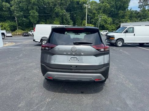 Used 2023 Nissan Rogue S FWD image 15