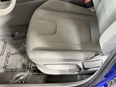 Used 2023 Hyundai Elantra SEL w/ Convenience Package FWD image 19