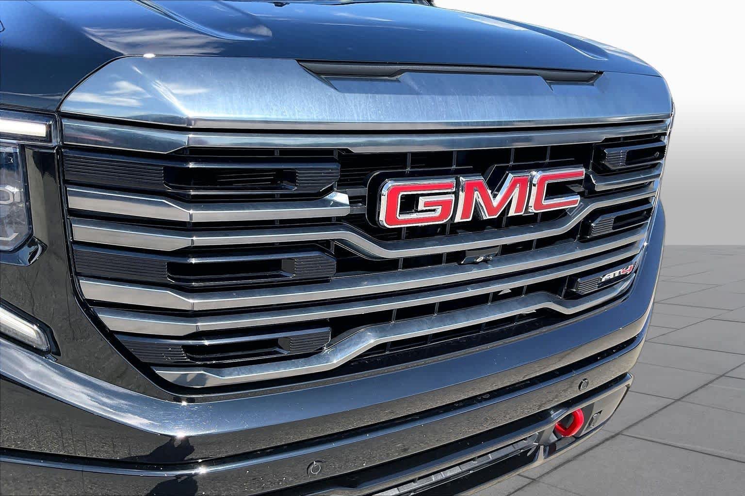 Used 2023 GMC Sierra 1500 AT4 w/ AT4 Premium Package AWD/4WD image 30