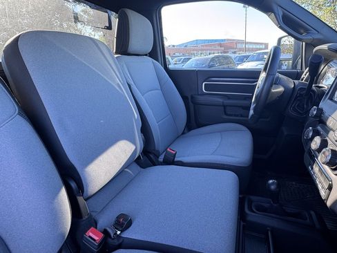 New 2024 RAM 4500 SLT w/ Quick Order Package 2YG SLT image 18