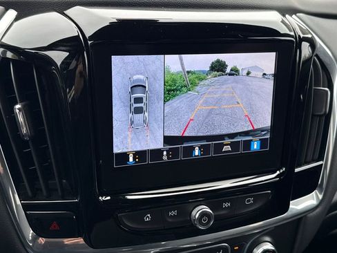 Used 2023 Chevrolet Traverse RS w/ LPO, Cargo Package FWD image 25
