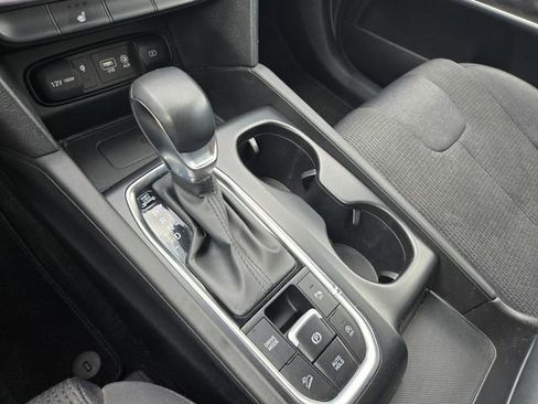 Used 2020 Hyundai Santa Fe SEL w/ Convenience Package image 13