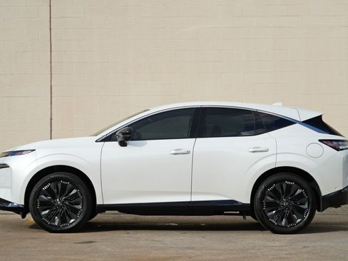 Used 2025 Nissan Murano Platinum w/ Cargo Package AWD/4WD image 8
