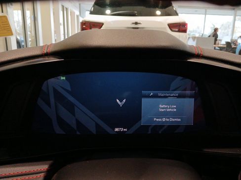 Used 2024 Chevrolet Corvette Stingray Convertible w/ Z51 Performance Package image 7