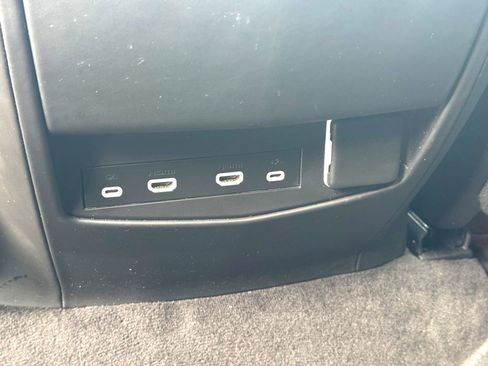 Used 2024 Cadillac Escalade ESV Sport Platinum w/ LPO, ONYX Package image 25