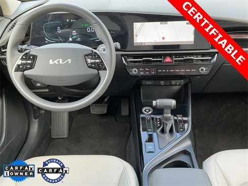 Certified 2025 Kia Niro EX image 11