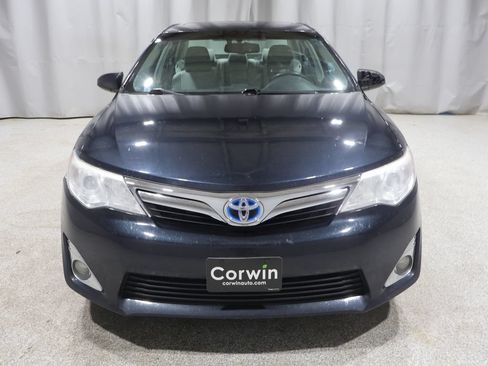Used 2014 Toyota Camry XLE w/ Leather Package FWD image 9