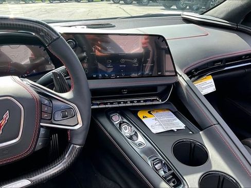 New 2026 Chevrolet Corvette Z06 w/ Z07 Performance Package RWD image 7