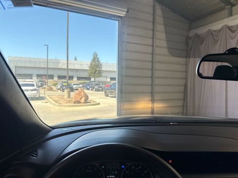 Used 2019 Nissan Kicks S FWD image 21