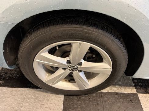 Used 2012 Volkswagen Passat 2.5 SE FWD image 14