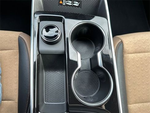 Used 2025 Chevrolet Equinox ACTIV image 24