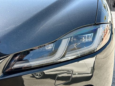 Used 2023 Jaguar F-PACE S image 32