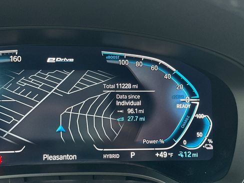 Certified 2023 BMW 530e w/ M Sport Package image 31