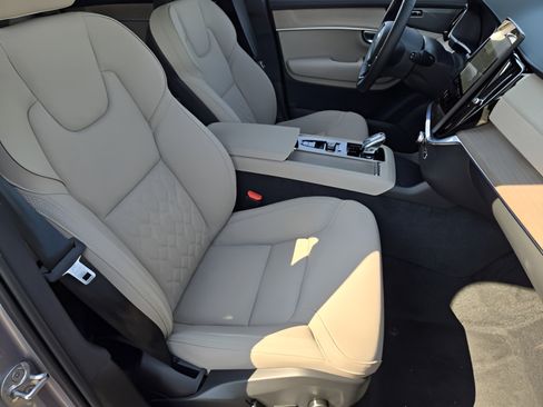 Certified 2026 Volvo XC90 B6 Plus w/ Protection Package Premier AWD/4WD image 12