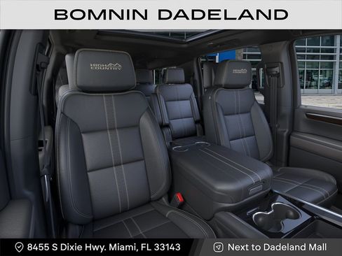 New 2026 Chevrolet Suburban High Country AWD/4WD image 16