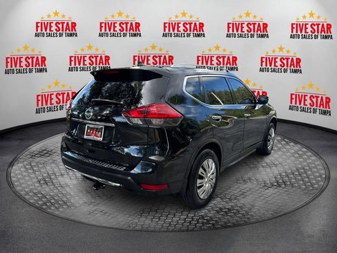 Used 2017 Nissan Rogue S w/ S Appearance Package FWD image 7