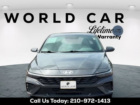 Used 2024 Hyundai Elantra SEL FWD image 8