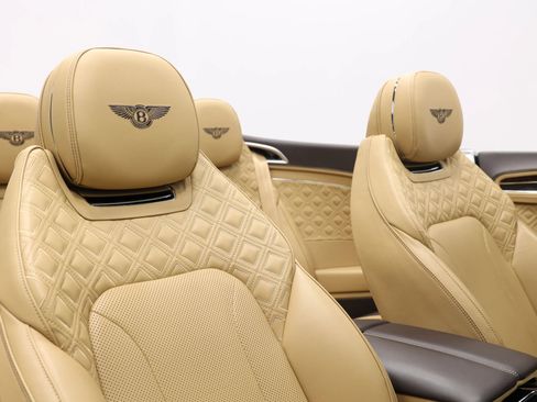 Used 2021 Bentley Continental GT AWD/4WD image 88