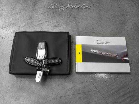 Used 2021 Ferrari 812 Superfast RWD image 59