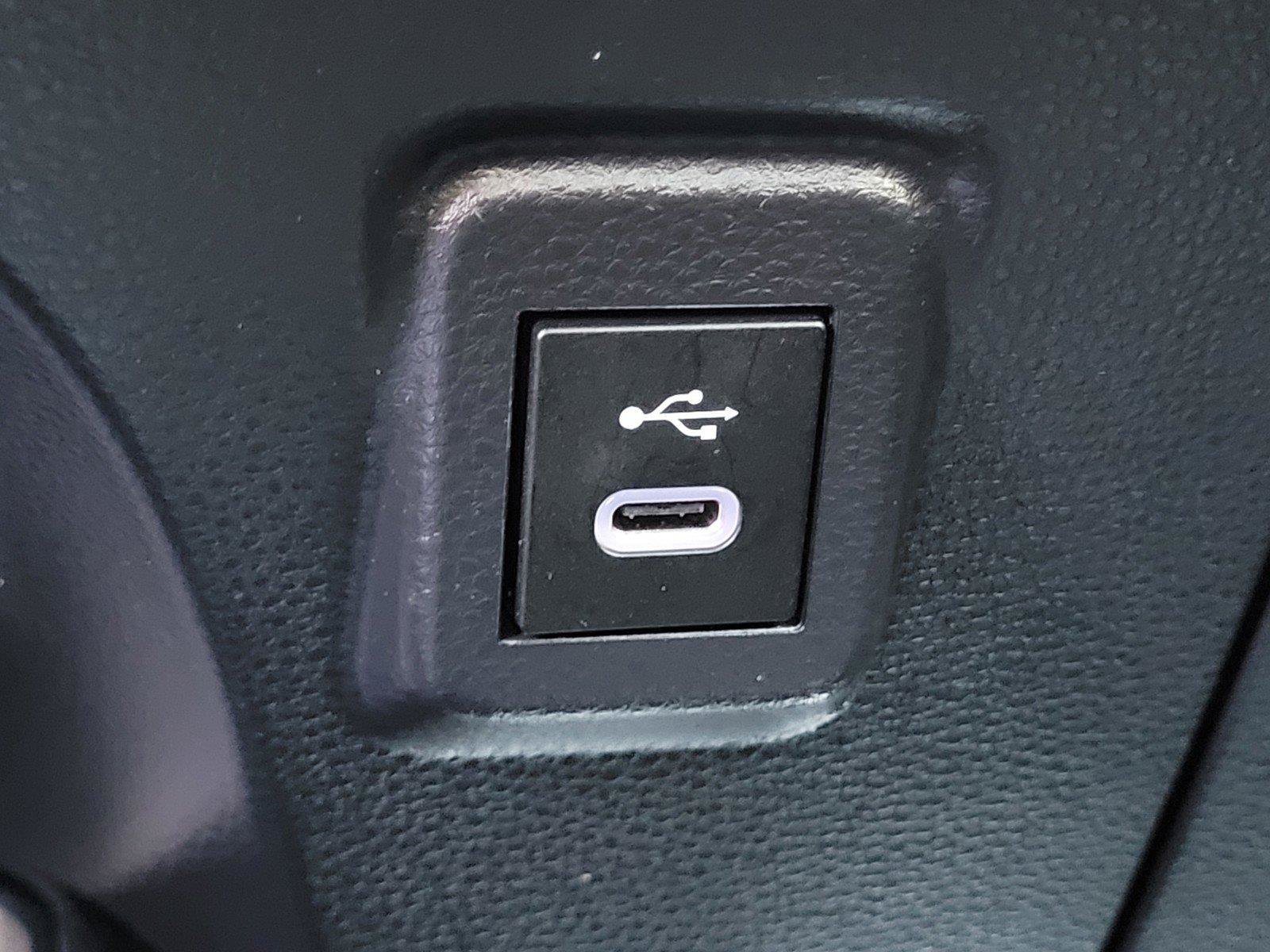 Used 2023 Toyota Corolla SE w/ SE Premium Package FWD image 14
