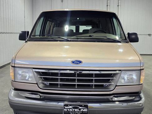 Used 1993 Ford E-150 and Econoline 150 image 3