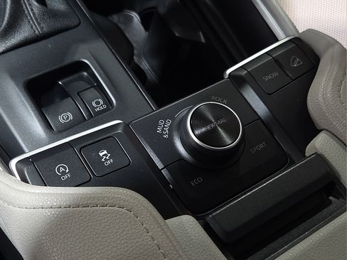 Certified 2025 Toyota Grand Highlander AWD image 23