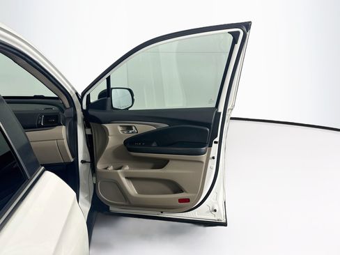 Used 2018 Honda Pilot EX-L image 34