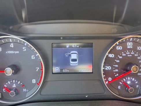 Used 2020 Kia Forte LXS FWD image 20