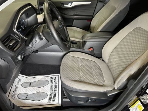 Used 2021 Ford Escape SE w/ Convenience Package image 19