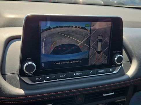 Used 2025 Nissan Rogue SV w/ Rock Creek Premium Package image 13