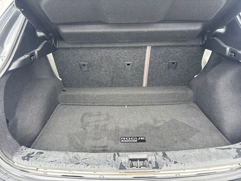 Used 2017 Nissan Rogue Sport S image 38