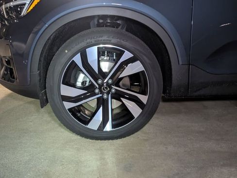 New 2026 Volvo XC40 B5 Ultra w/ Climate Package AWD/4WD image 10