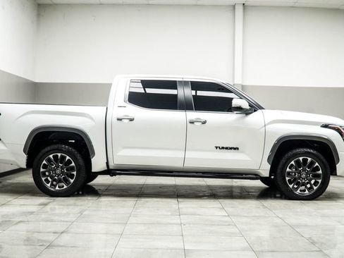 Used 2025 Toyota Tundra Limited AWD/4WD image 7