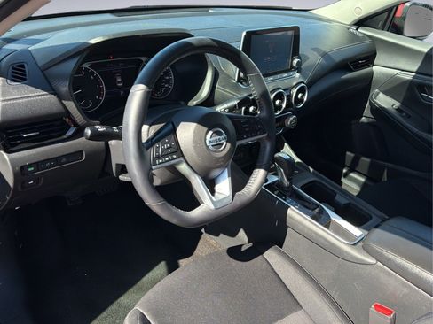 Used 2021 Nissan Sentra SV FWD image 11